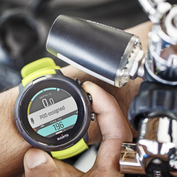 Декомпрессиметр Suunto D-5 черно/серебристый с USB 