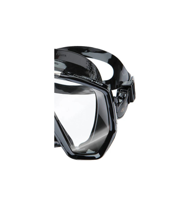 Маска Tusa FREEDOM HD черная