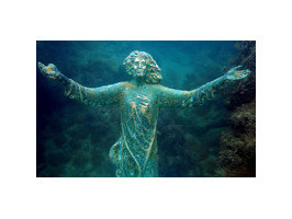 В Италии ищут украденную со дна моря статую Христа