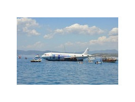 В Турции ради туристов затопили самолет Airbus