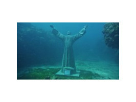 Первый в мире подводный парк скульптур в Гренаде.